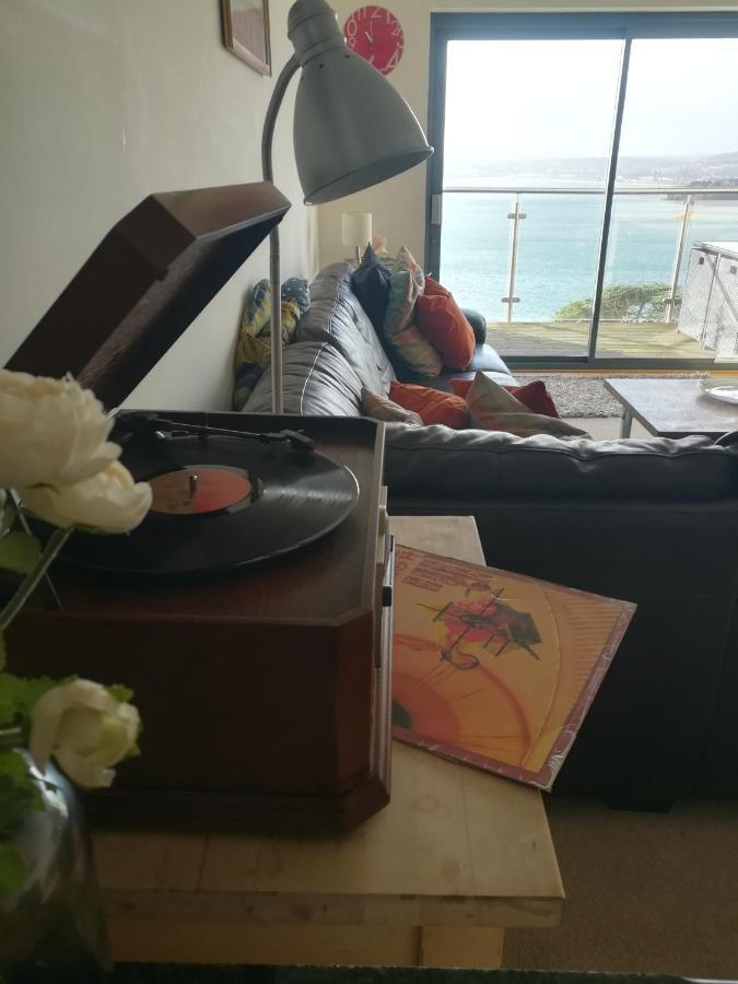 Panoramic Sea Views, Sleeps 4, Torquay Leilighet Rom bilde